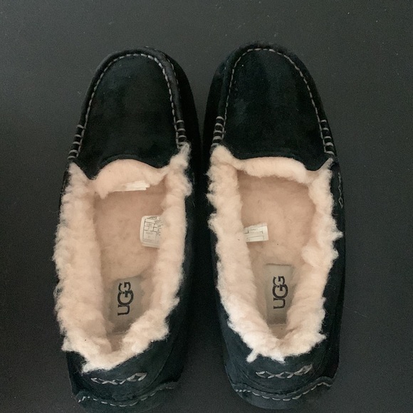 UGG ANSLEY BLACK SILKE SUEDE MOCCASIN  SLIPPERS - Picture 6 of 10